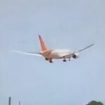 Avião da Air India cai após decolar em Ahmedabad